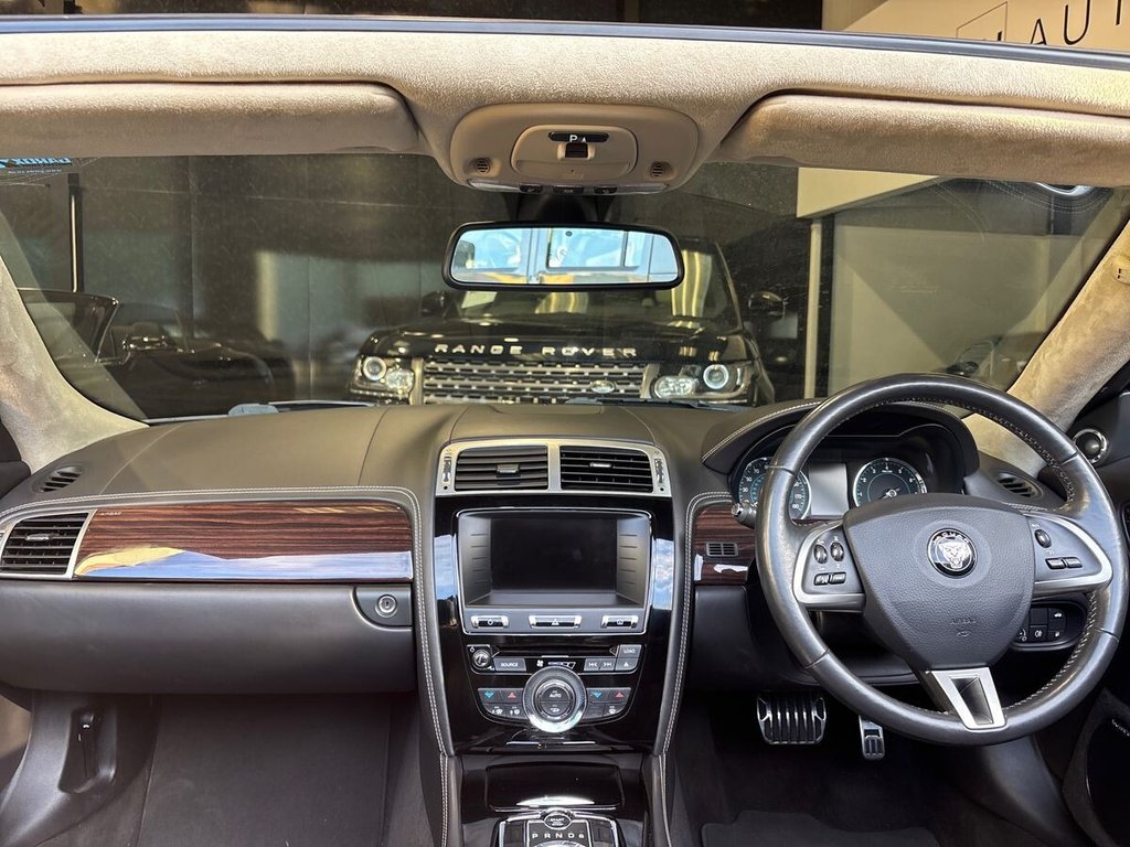 USED 2014 14 JAGUAR XK 5.0 V8 Signature Convertible 2dr Petrol Auto Euro 5 (385 ps) BOWERS & WILKINS|1 YEAR WARRANTY