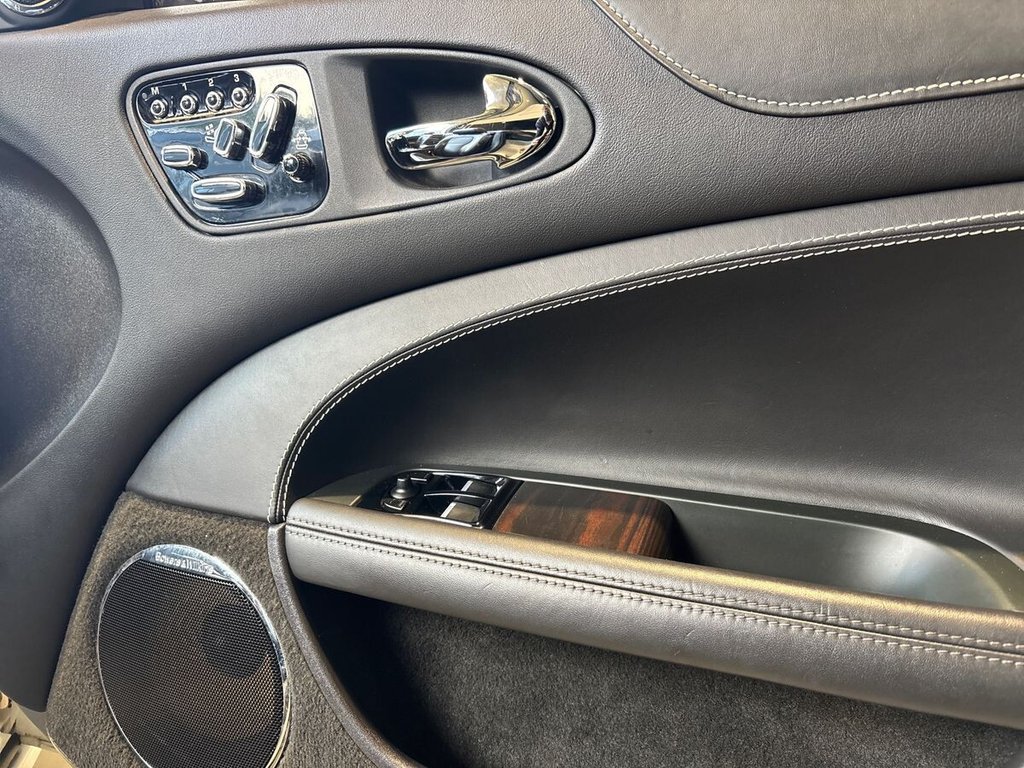 USED 2014 14 JAGUAR XK 5.0 V8 Signature Convertible 2dr Petrol Auto Euro 5 (385 ps) BOWERS & WILKINS|1 YEAR WARRANTY