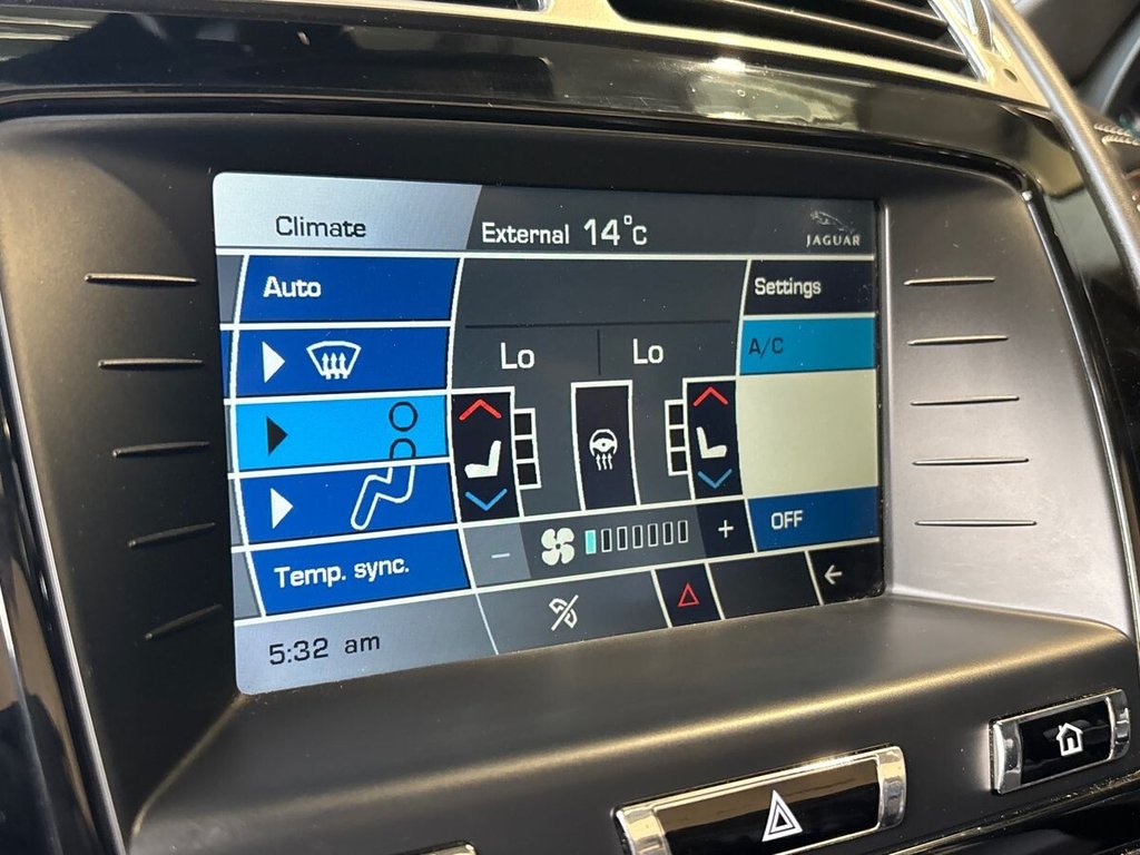 USED 2014 14 JAGUAR XK 5.0 V8 Signature Convertible 2dr Petrol Auto Euro 5 (385 ps) BOWERS & WILKINS|1 YEAR WARRANTY