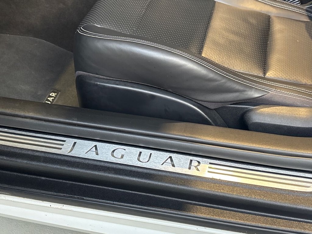 USED 2014 14 JAGUAR XK 5.0 V8 Signature Convertible 2dr Petrol Auto Euro 5 (385 ps) BOWERS & WILKINS|1 YEAR WARRANTY