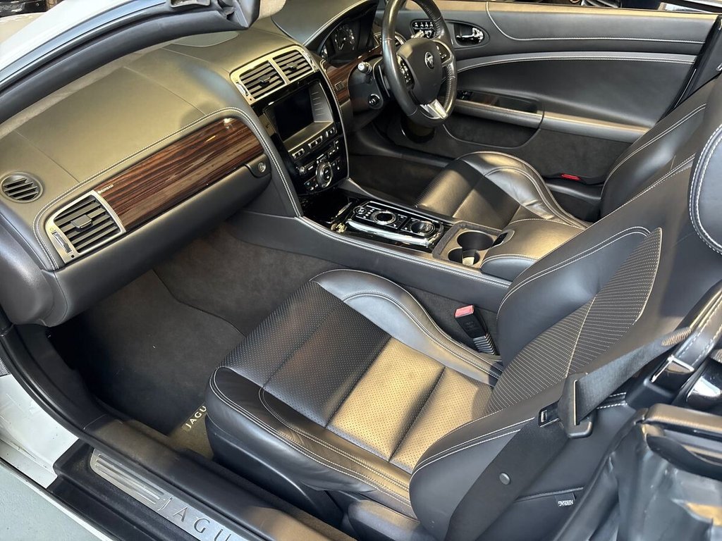 USED 2014 14 JAGUAR XK 5.0 V8 Signature Convertible 2dr Petrol Auto Euro 5 (385 ps) BOWERS & WILKINS|1 YEAR WARRANTY