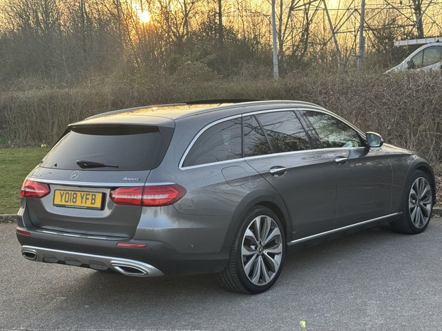 2018 Mercedes-Benz E-CLASS - Photo 5