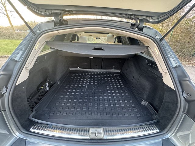 2018 Mercedes-Benz E-CLASS - Photo 11