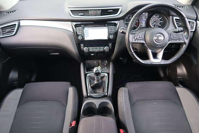 View our NISSAN QASHQAI