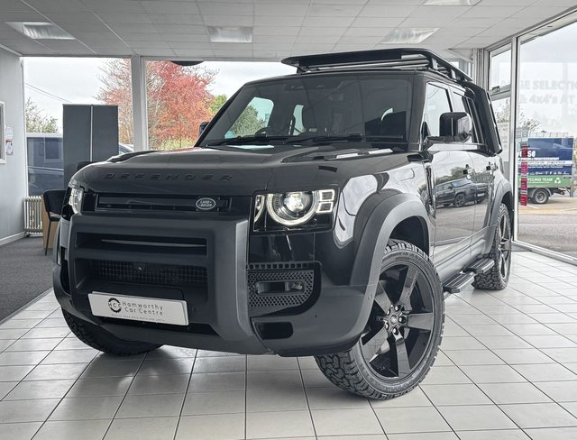 2021 21 Land Rover Defender 3.0 D300 MHEV HSE Hard Top SUV 5dr Diesel Auto 4WD MWB Euro 6 (s/s) (300 ps) 6 SEATS + FRONT JUMP SEAT
