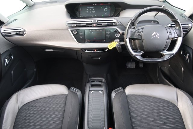 View our CITROEN GRAND C4 PICASSO