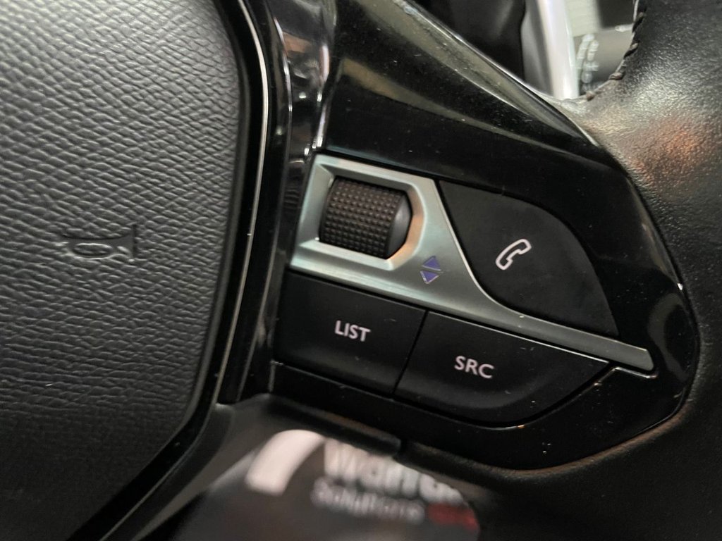 USED 2020 69 PEUGEOT 208 1.2 PureTech Allure Hatchback 5dr Petrol EAT Euro 6 (s/s) (100 ps) PAN ROOF+APPLE CARPLAY