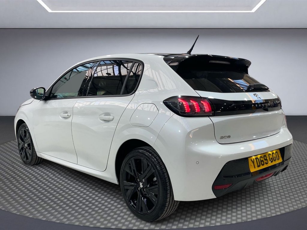 USED 2020 69 PEUGEOT 208 1.2 PureTech Allure Hatchback 5dr Petrol EAT Euro 6 (s/s) (100 ps) PAN ROOF+APPLE CARPLAY