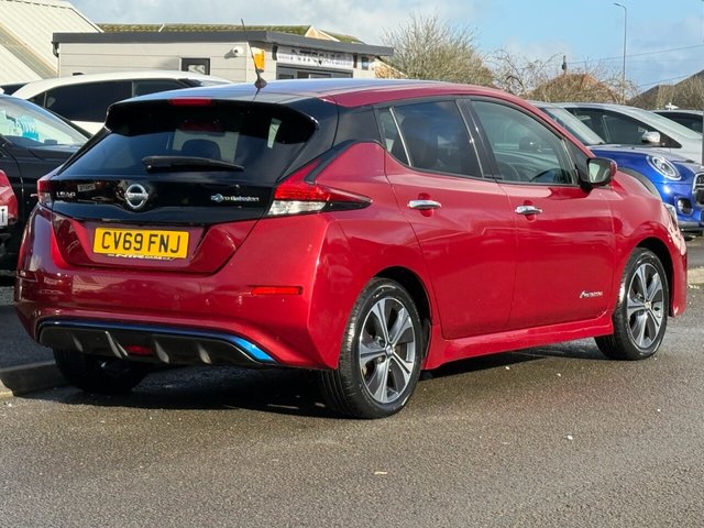 2019 NISSAN LEAF 40kWh Tekna Hatchback 5dr Electric Auto (150 ps) - Photo 3