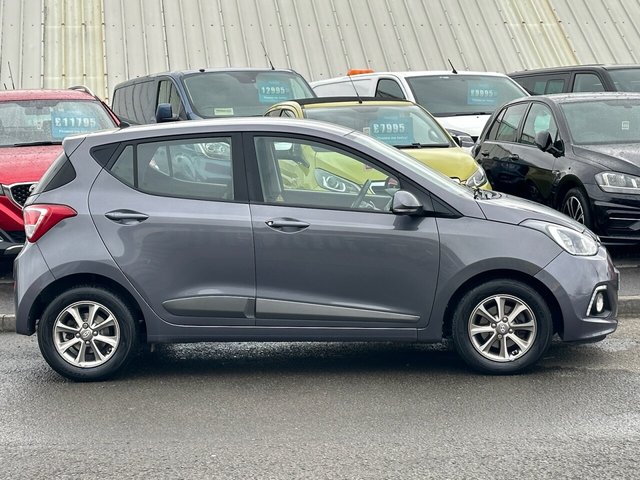 2016 HYUNDAI I10 1.2 Premium Hatchback 5dr Petrol Manual Euro 5 (87 ps) - Photo 2