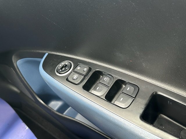 2016 HYUNDAI I10 1.2 Premium Hatchback 5dr Petrol Manual Euro 5 (87 ps) - Photo 10