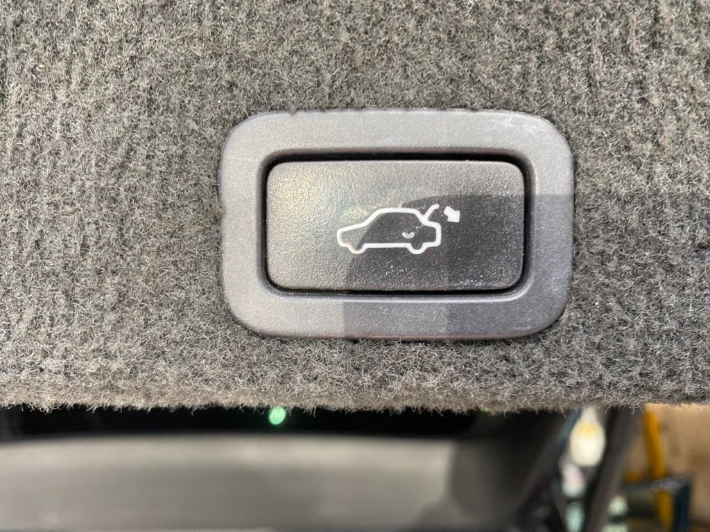 USED 2014 14 VOLVO XC60 2.4 D5 R-Design Lux Nav SUV 5dr Diesel Geartronic AWD Euro 5 (215 ps) DAB SAT NAV WINTER PACK