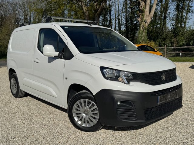 2020 70 Peugeot Partner 1.5 BlueHDi 650 Professional Standard Panel Van 5dr Diesel Manual SWB Euro 6 (s/s) (75 bhp)
