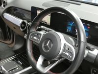 USED 2022 71 MERCEDES-BENZ GLB 2.0 GLB200d AMG Line SUV 5dr Diesel 8G-DCT Euro 6 (s/s) (150 ps) 7 SEATS SAT NAV PART LEATHER HEATED SEATS REAR VIEW CAMERA CRUISE CONTROL PARKING SENSORS 1 OWNER SERVICE HISTORY WARRANTY