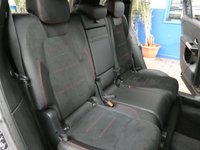 USED 2022 71 MERCEDES-BENZ GLB 2.0 GLB200d AMG Line SUV 5dr Diesel 8G-DCT Euro 6 (s/s) (150 ps) 7 SEATS SAT NAV PART LEATHER HEATED SEATS REAR VIEW CAMERA CRUISE CONTROL PARKING SENSORS 1 OWNER SERVICE HISTORY WARRANTY