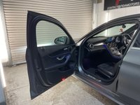USED 2018 Y MERCEDES-BENZ C-CLASS 2.0 C220d AMG Line (Premium) Saloon 4dr Diesel G-Tronic+ Euro 6 (s/s) (194 ps) APPLE CAR PLAY+HEATED SEATS+