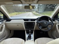 USED 2014 14 SKODA OCTAVIA 2.0 TDI Elegance Estate 5dr Diesel DSG Euro 5 (s/s) (150 ps) 