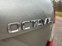USED 2014 14 SKODA OCTAVIA 2.0 TDI Elegance Estate 5dr Diesel DSG Euro 5 (s/s) (150 ps) 