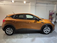 USED 2022 71 RENAULT CAPTUR 1.0 TCe Iconic SUV 5dr Petrol Manual Euro 6 (s/s) (90 ps) 1 Owner. 17" Alloys. Lane Depa