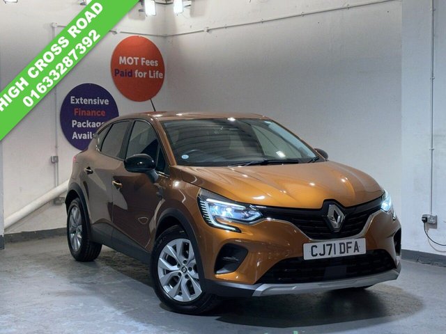 View our RENAULT CAPTUR