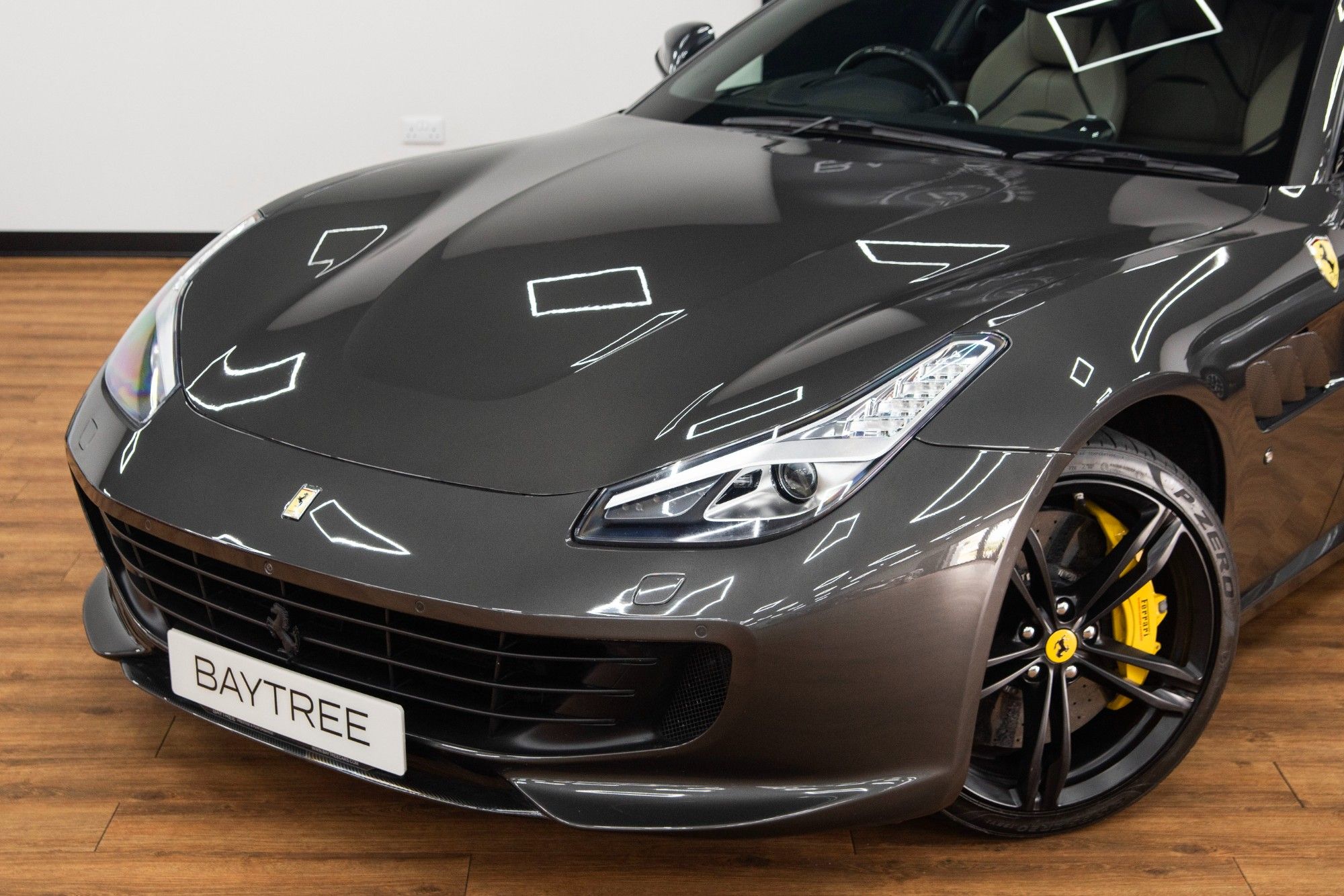 USED 2017 67 FERRARI GTC4Lusso 6.3 V12 Coupe 