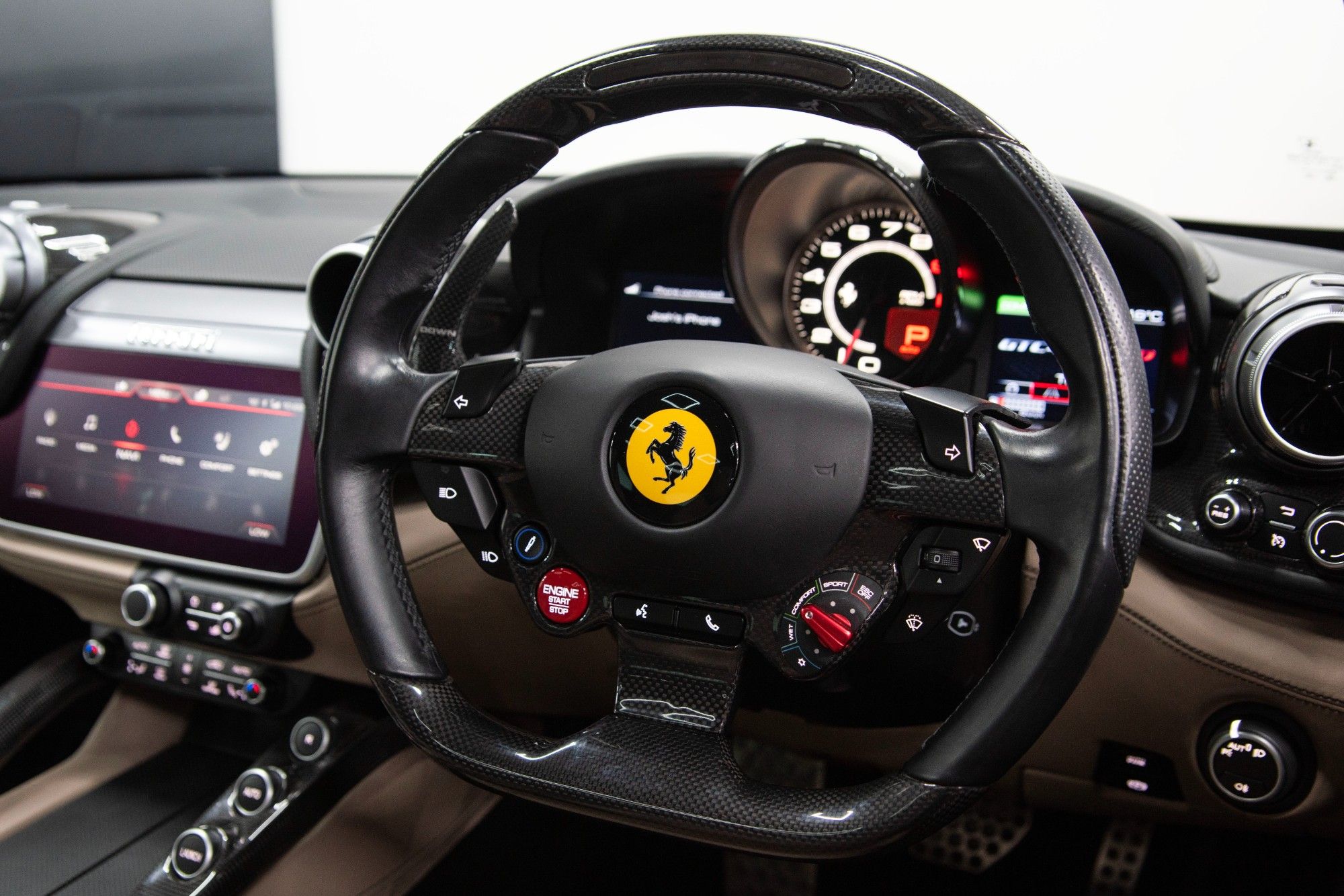 USED 2017 67 FERRARI GTC4Lusso 6.3 V12 Coupe 