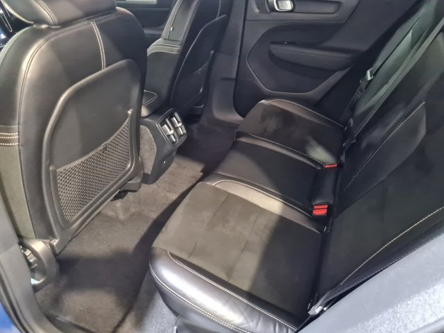 2021 VOLVO XC40 1.5 T3 R-Design Pro SUV 5dr Petrol Auto Euro 6 (s/s) (163 ps) 1 Owner. 20" Alloys. Huge Spec - Photo 11