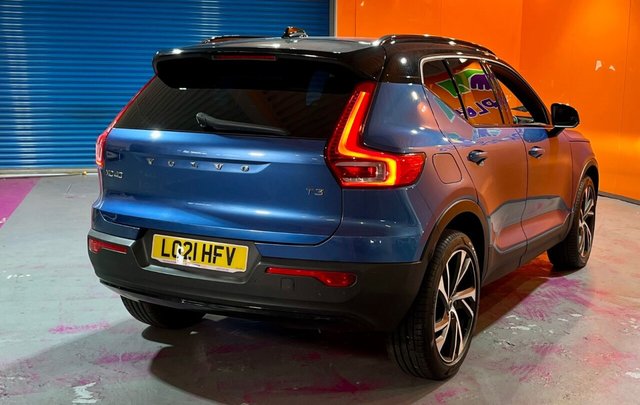 2021 VOLVO XC40 1.5 T3 R-Design Pro SUV 5dr Petrol Auto Euro 6 (s/s) (163 ps) 1 Owner. 20" Alloys. Huge Spec - Photo 6