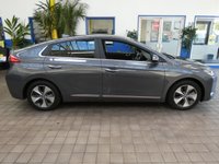 USED 2019 19 HYUNDAI IONIQ 28kWh Premium Hatchback 5dr Electric Auto (120 ps) SAT NAV CAMERA HEATED SEATS HEATED STEERING WHEEL CRUISE CONTROL PARKING SENSORS EXCELLENT SERVICE HISTORY