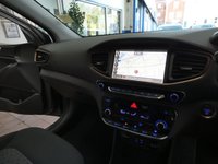 USED 2019 19 HYUNDAI IONIQ 28kWh Premium Hatchback 5dr Electric Auto (120 ps) SAT NAV CAMERA HEATED SEATS HEATED STEERING WHEEL CRUISE CONTROL PARKING SENSORS EXCELLENT SERVICE HISTORY