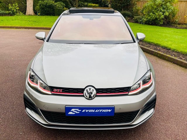 View our VOLKSWAGEN GOLF