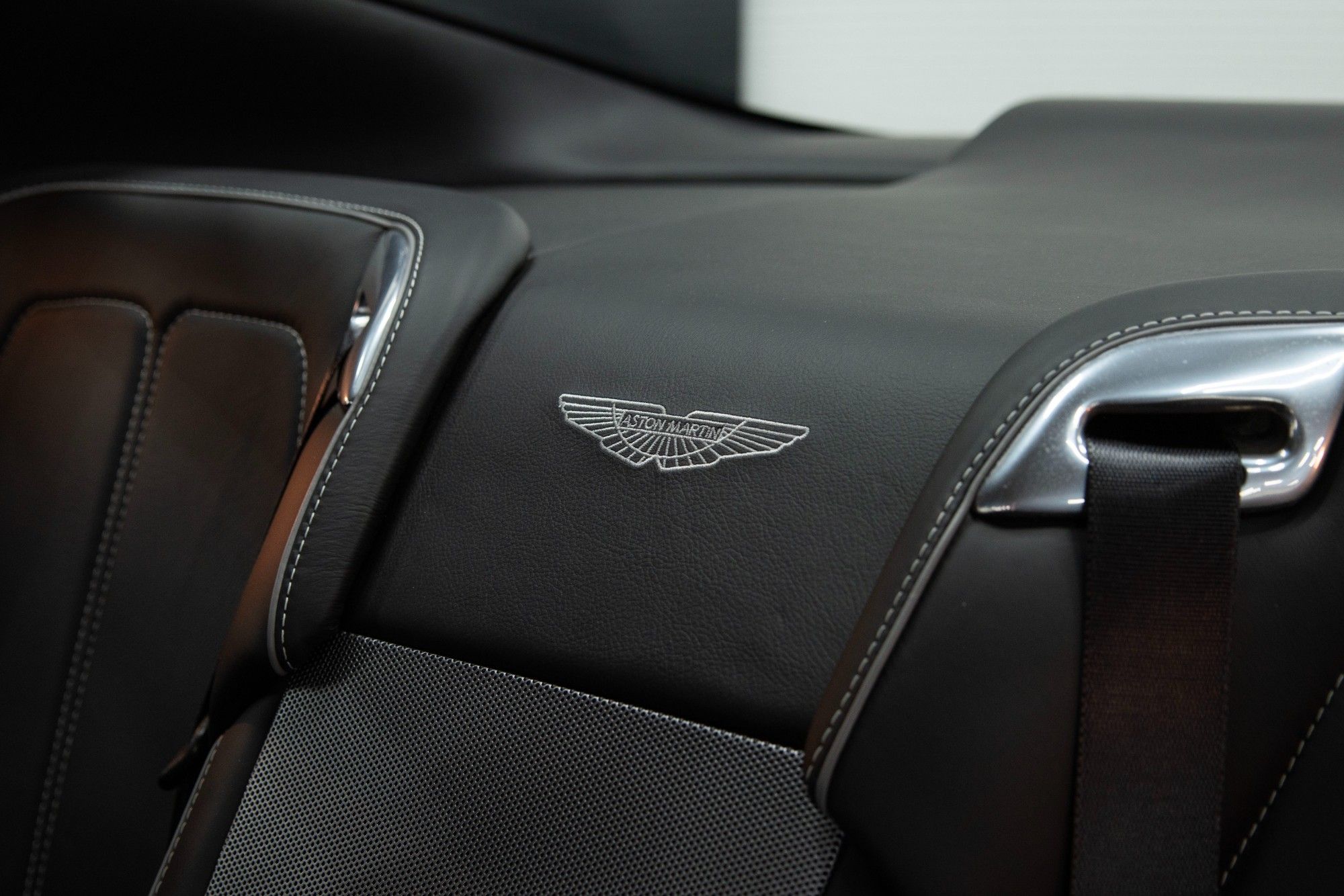 USED 2012 12 ASTON MARTIN VIRAGE 6.0 V12 Coupe T-TronicII  