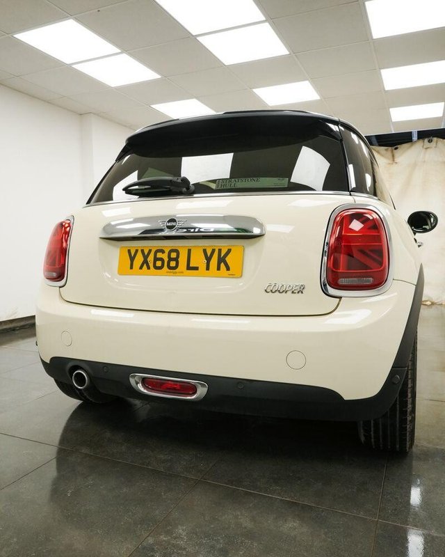 2018 MINI HATCH 1.5 Cooper Euro 6 (s/s) 3dr - Photo 6