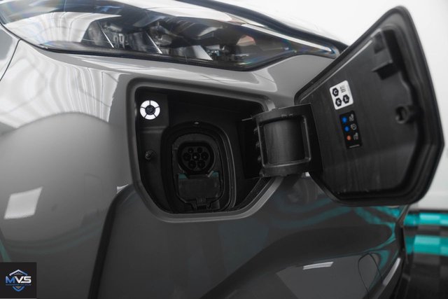 2024 Ford E-Transit Custom - Photo 3