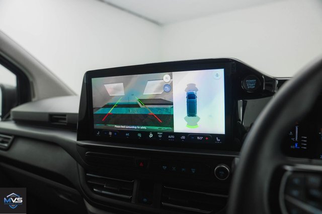 2024 Ford E-Transit Custom - Photo 5