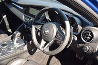 USED 2020 20 ALFA ROMEO GIULIA 2.0T Veloce Ti Saloon 4dr Petrol Auto Euro 6 (s/s) (280 ps) MISANO BLUE / FULL HISTORY