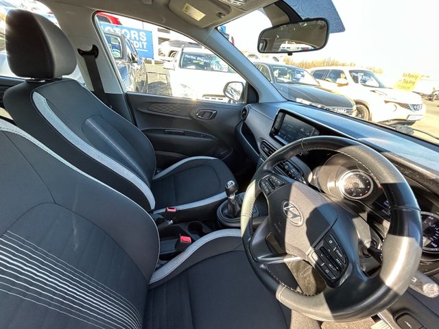 2021 HYUNDAI I10 - Photo 2