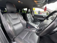 USED 2016 R VOLVO V60 CROSS COUNTRY 2.0 D4 Lux Nav Estate 5dr Diesel Auto Euro 6 (s/s) (190 ps) 