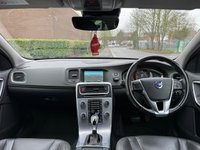 USED 2016 R VOLVO V60 CROSS COUNTRY 2.0 D4 Lux Nav Estate 5dr Diesel Auto Euro 6 (s/s) (190 ps) 