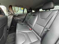 USED 2016 R VOLVO V60 CROSS COUNTRY 2.0 D4 Lux Nav Estate 5dr Diesel Auto Euro 6 (s/s) (190 ps) 
