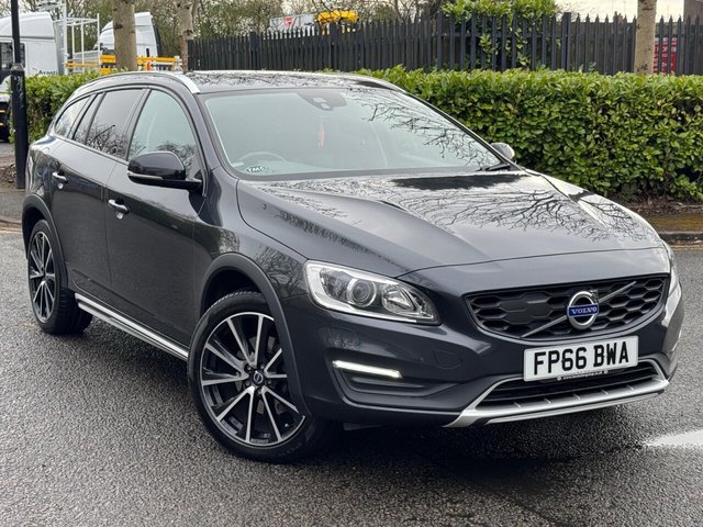 2016 R Volvo V60 Cross Country 2.0 D4 Lux Nav Estate 5dr Diesel Auto Euro 6 (s/s) (190 ps)