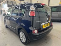 USED 2011 61 CITROEN C3 PICASSO 1.6 HDi Exclusive MPV 5dr Diesel Manual Euro 5 (90 ps) Parking Sensors, &pound;35 Tax, 1 Previous Owner!
