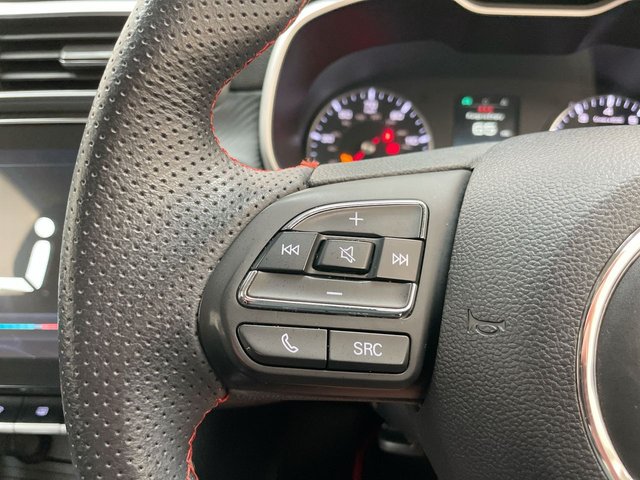 USED 2022 72 MG MG ZS 1.0 T-Gdi Excite Suv 5dr Petrol Auto Euro 6 (111 Ps) Parking Sensors + Crusie Control