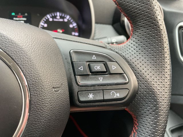 USED 2022 72 MG MG ZS 1.0 T-Gdi Excite Suv 5dr Petrol Auto Euro 6 (111 Ps) Parking Sensors + Crusie Control