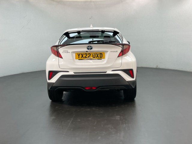 USED 2022 22 Toyota C-Hr 1.8 Vvt-H Gpf Design Suv 5dr Petrol Hybrid Cvt Euro 6 (s/S) (122 Ps) Reverse Camera + Dab Radio