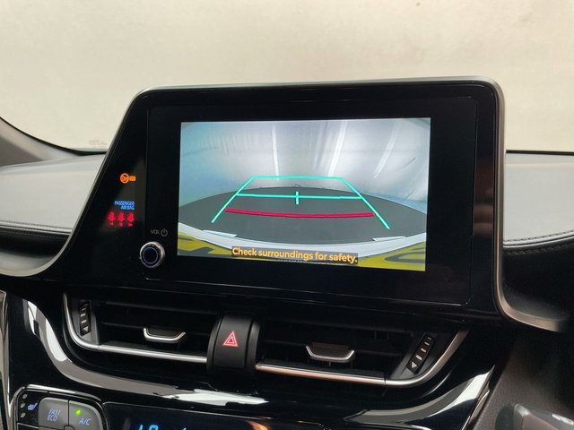 USED 2022 22 Toyota C-Hr 1.8 Vvt-H Gpf Design Suv 5dr Petrol Hybrid Cvt Euro 6 (s/S) (122 Ps) Reverse Camera + Dab Radio