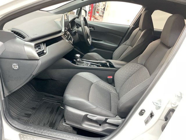 USED 2022 22 Toyota C-Hr 1.8 Vvt-H Gpf Design Suv 5dr Petrol Hybrid Cvt Euro 6 (s/S) (122 Ps) Reverse Camera + Dab Radio