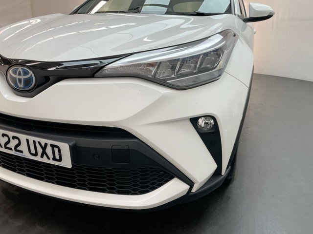 USED 2022 22 Toyota C-Hr 1.8 Vvt-H Gpf Design Suv 5dr Petrol Hybrid Cvt Euro 6 (s/S) (122 Ps) Reverse Camera + Dab Radio