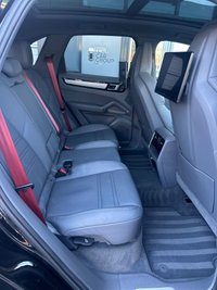 USED 2023 23 PORSCHE CAYENNE 3.0 V6 E-Hybrid 17.9kWh Platinum Edition SUV 5dr Petrol Plug-in Hybrid TiptronicS 4WD Euro 6 (s/s) (3.6kW Charger) (462 ps) 