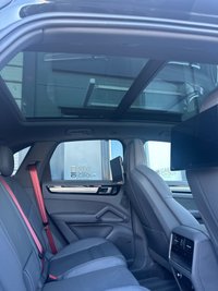USED 2023 23 PORSCHE CAYENNE 3.0 V6 E-Hybrid 17.9kWh Platinum Edition SUV 5dr Petrol Plug-in Hybrid TiptronicS 4WD Euro 6 (s/s) (3.6kW Charger) (462 ps) 